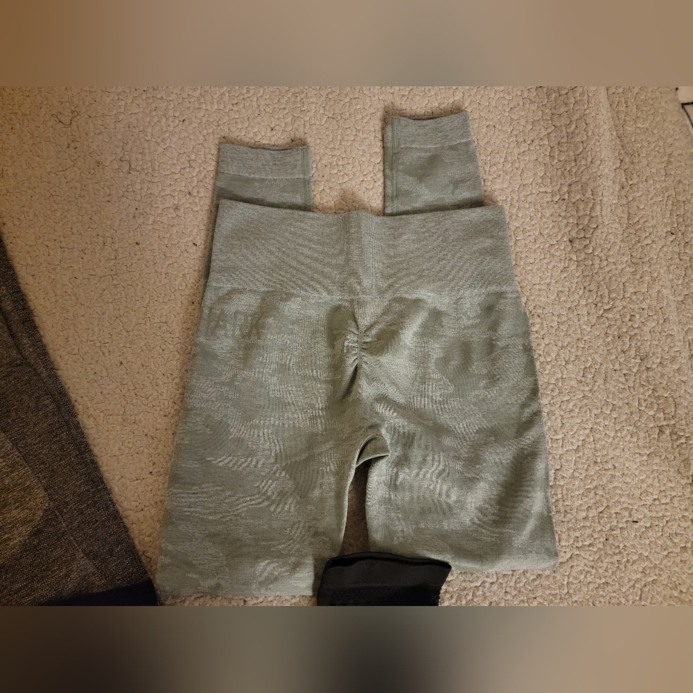 Gymshark | Legging Bundle | 3 Leggings | Size S/M… - image 2